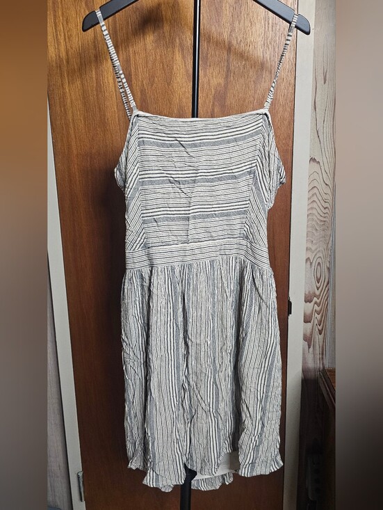 American Eagle Outfitters Dresses & Skirts - American Eagle Outfitters Navy and White Striped Midi Dress Open Back Size XL